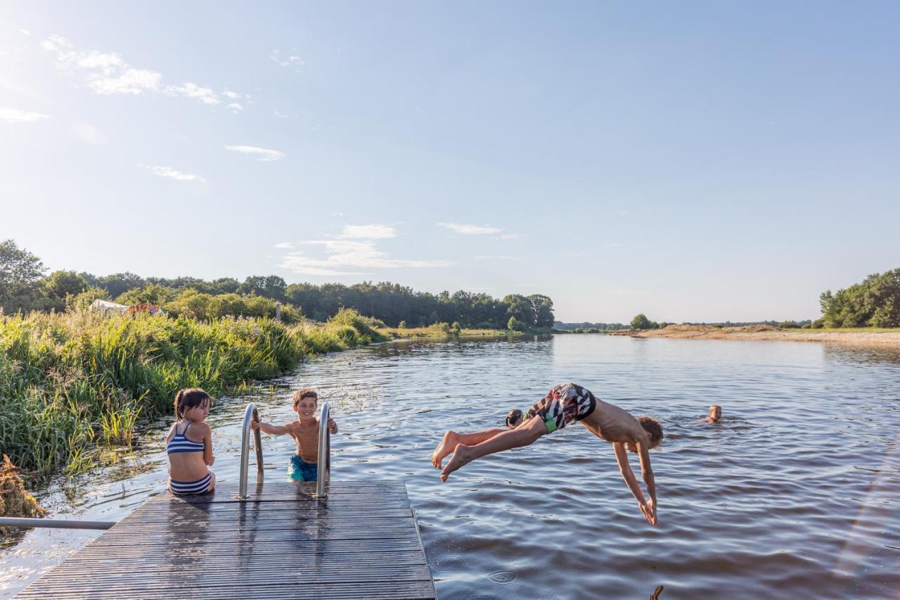 Huttopia De Roos Stegeren Buitenkant foto